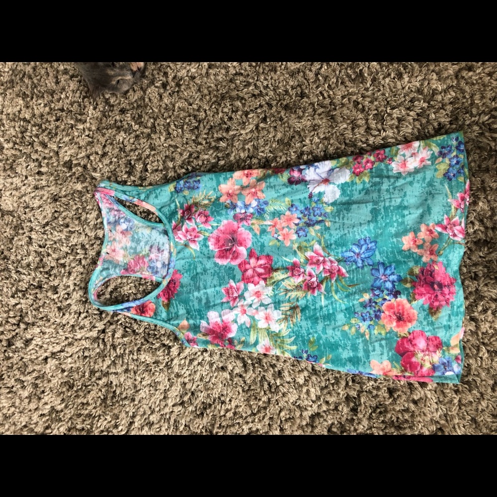 Floral tank
